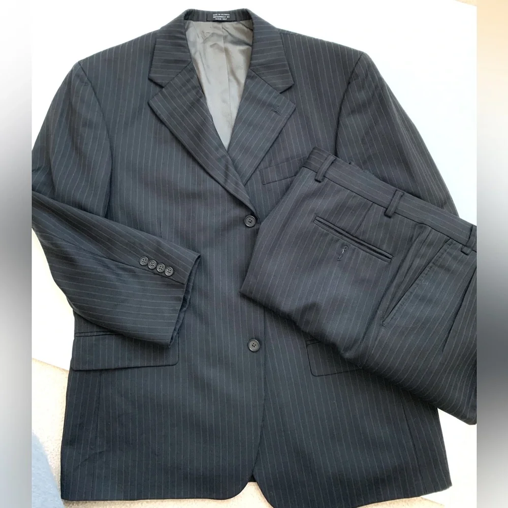 OSCAR DE LA RENTA PINSTRIPE SUIT AND PANTS - Picture 1 of 13